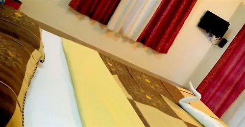 منتجع جرين تريز مونار 3*,  الهند